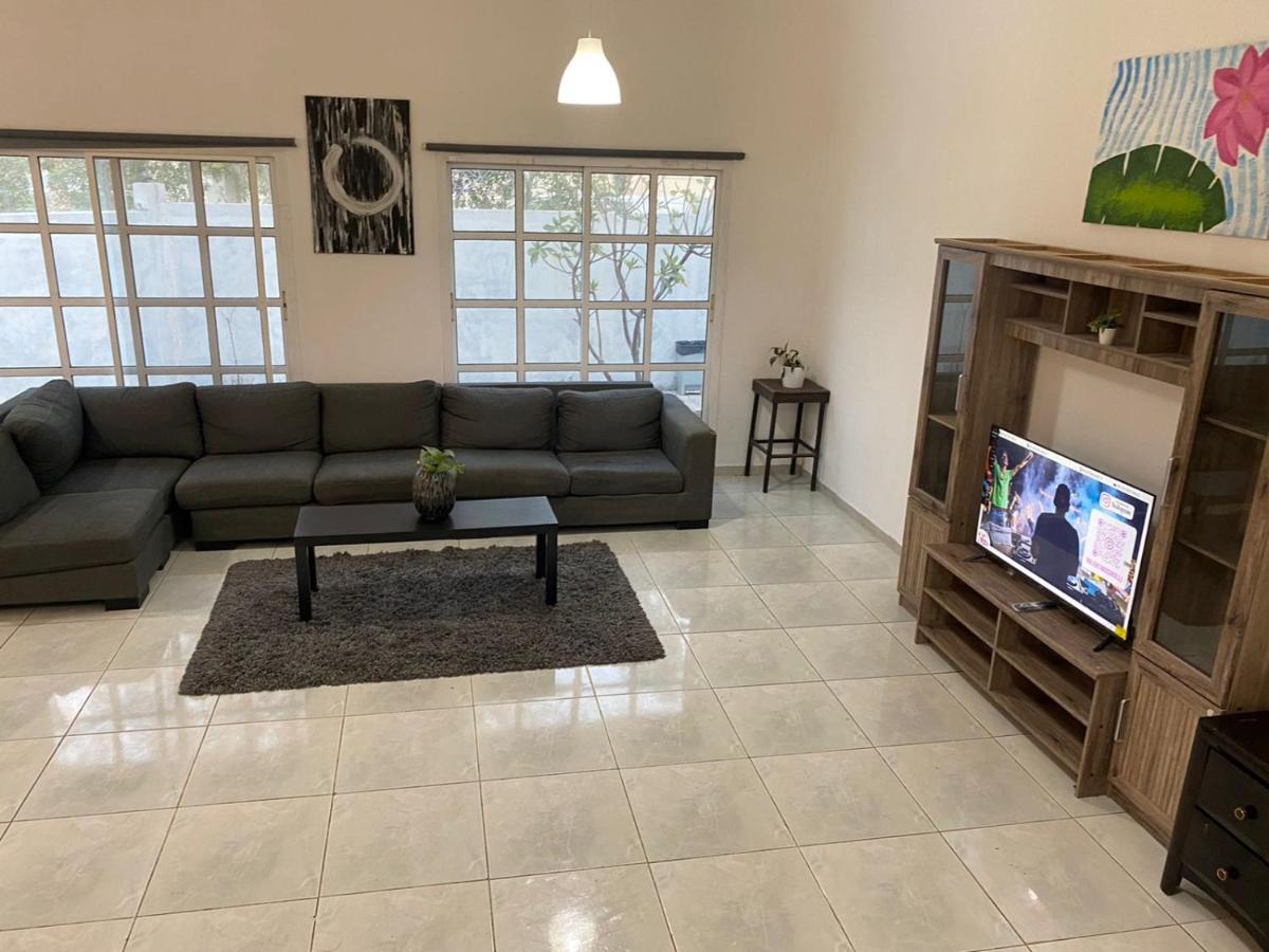 Comfortable Private Rooms In Compound Housing Dubai Exterior foto