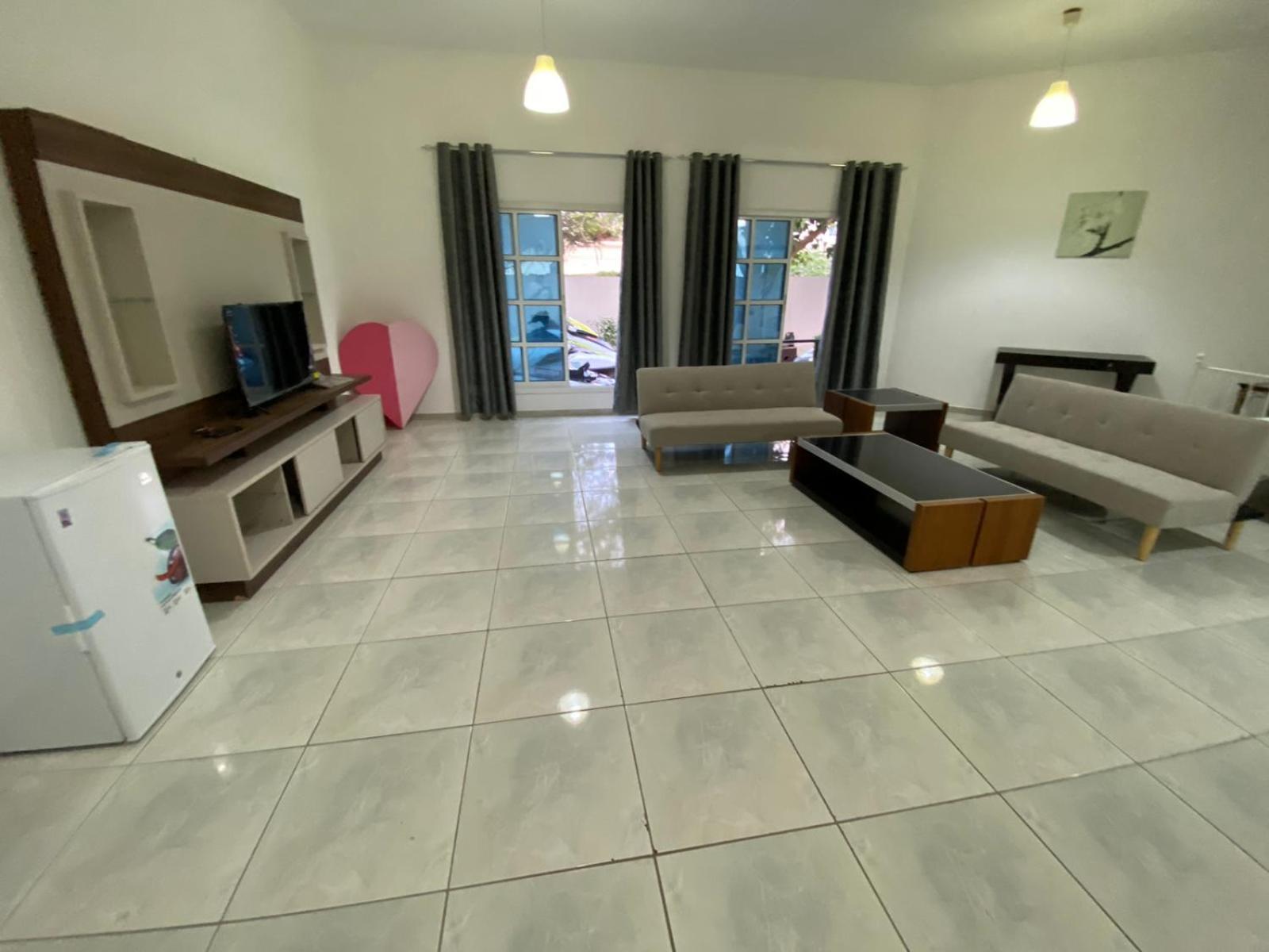 Comfortable Private Rooms In Compound Housing Dubai Exterior foto